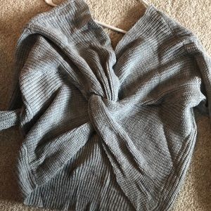 Twist back sweater - light grey